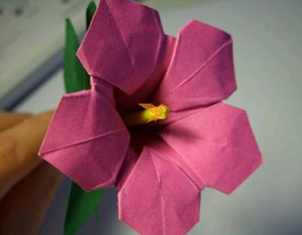 折紙百合花制作教程折紙教程