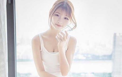 Ů@